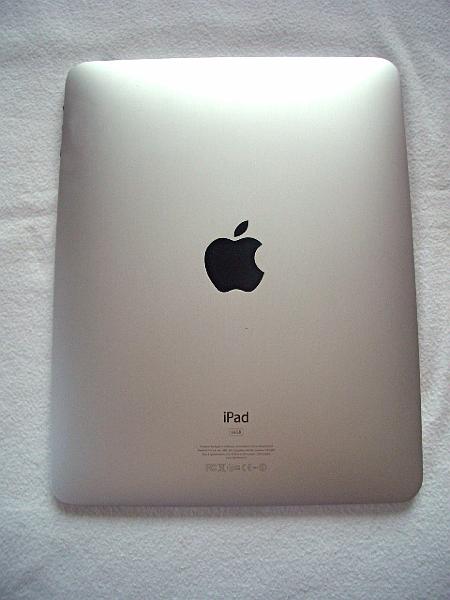 Apple iPad (2).JPG